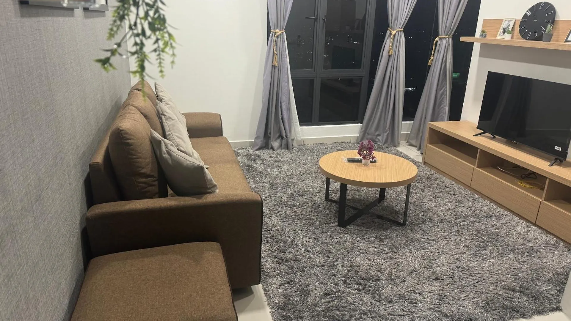 1Tebrau Residences Suite Min98 Johor Bahru Apartment