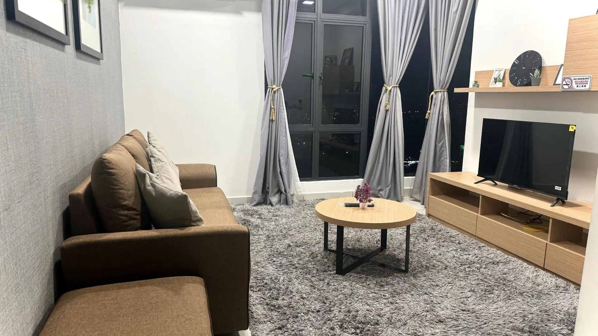 1Tebrau Residences Suite Min98 Johor Bahru Apartment